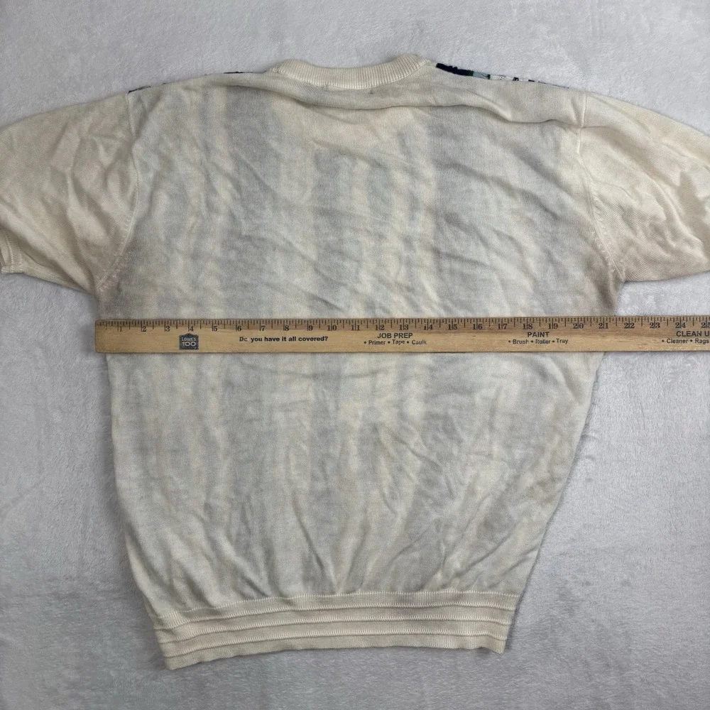 VTG 90's 3D Cable Knit Sweater White Short Sleeve Knit Distressed Acrylic Mens M